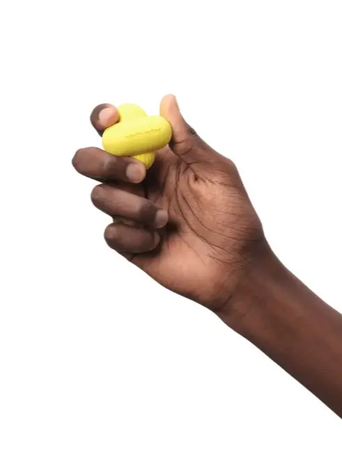 ER fetch toy rubber geel 4.webp