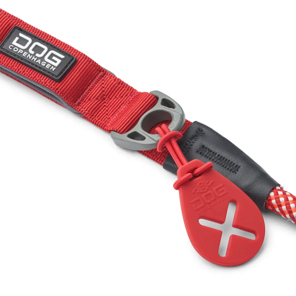Flexy Poop Bag Holder-Classic Red_3.webp