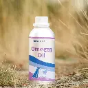 Icelandpet-Omega3-oil-2025-sfeer-productfoto-2-1-scaled-e1739183398408-900x9999.webp