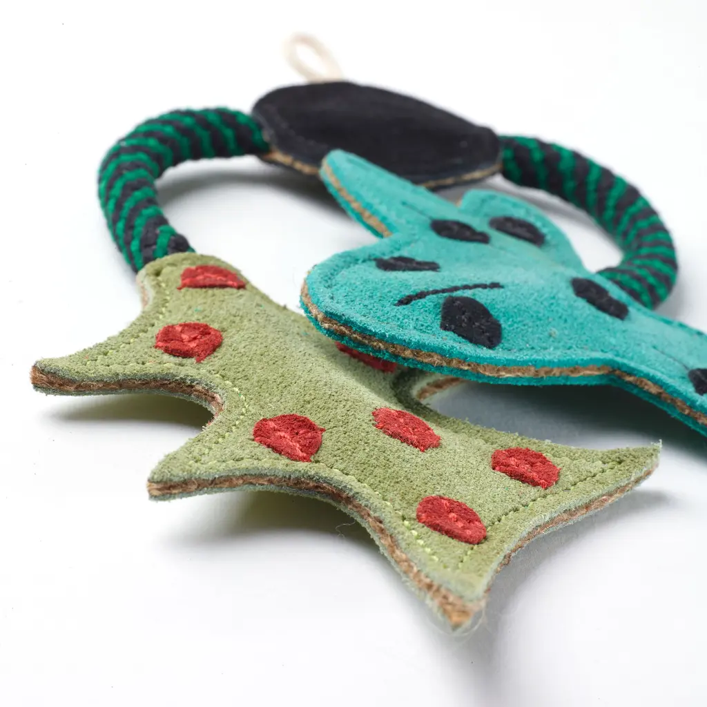 Holly & Ivy close up 2.webp