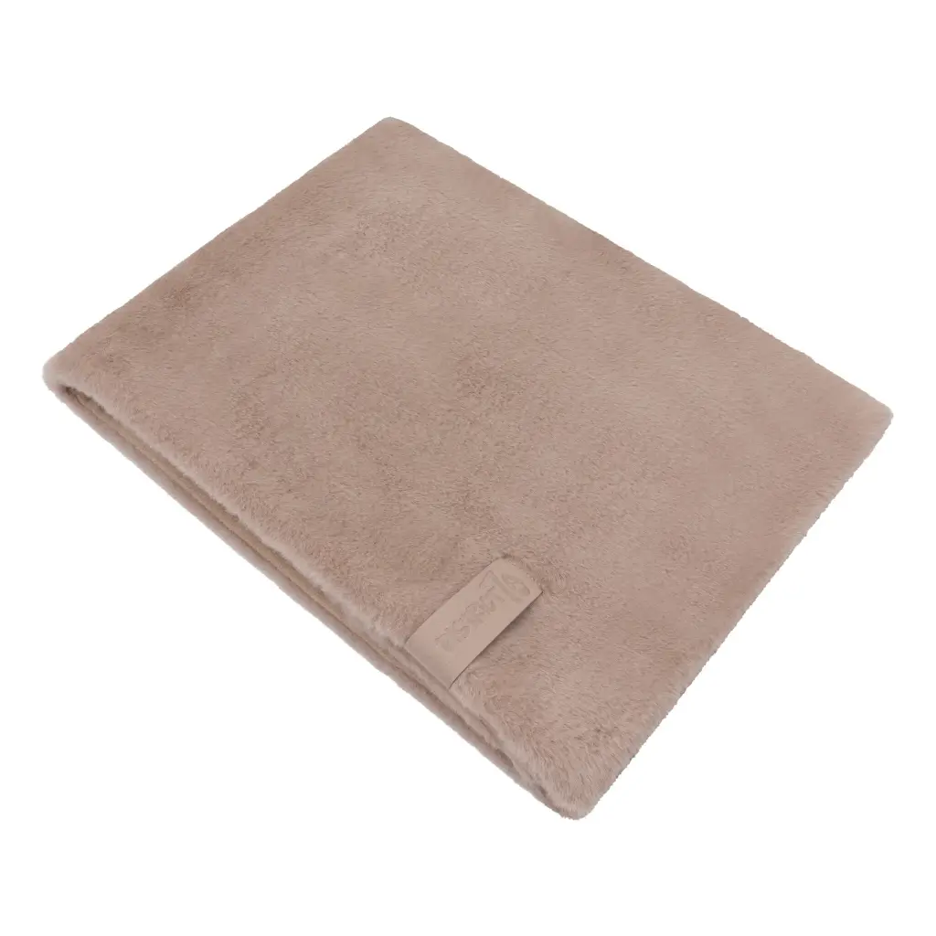 nuzzle blanket taupe 2.webp