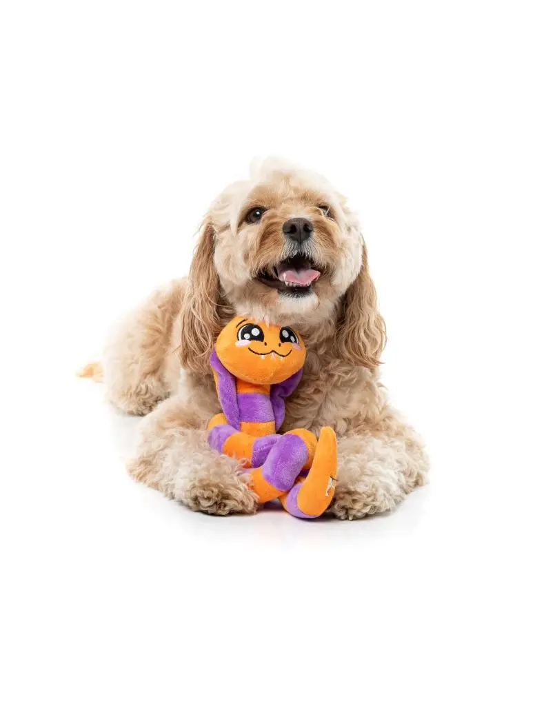 fuzzyard-halloween-toy-sssteven-the-snake (3).webp