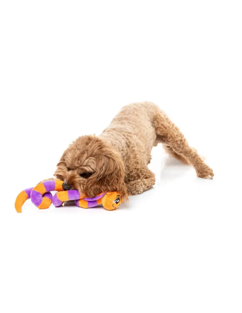fuzzyard-halloween-toy-sssteven-the-snake (2).webp