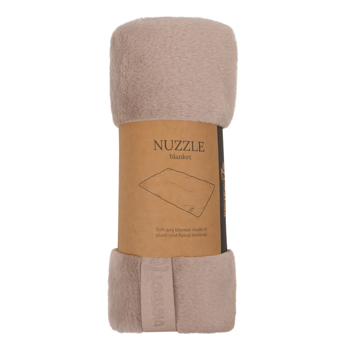 District 70 : Nuzzle Blanket