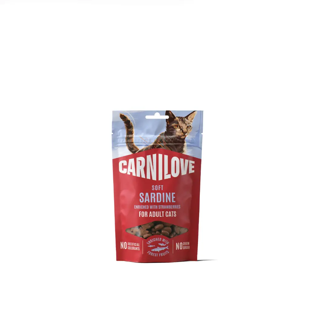 * Carnilove Cat : Soft Snack Sardine with Strawberry